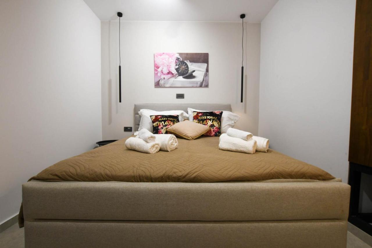 Orion Eco Suites Karteros Dış mekan fotoğraf
